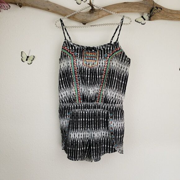 Jessica Simpson Noa embroidered romper - Picture 3 of 8